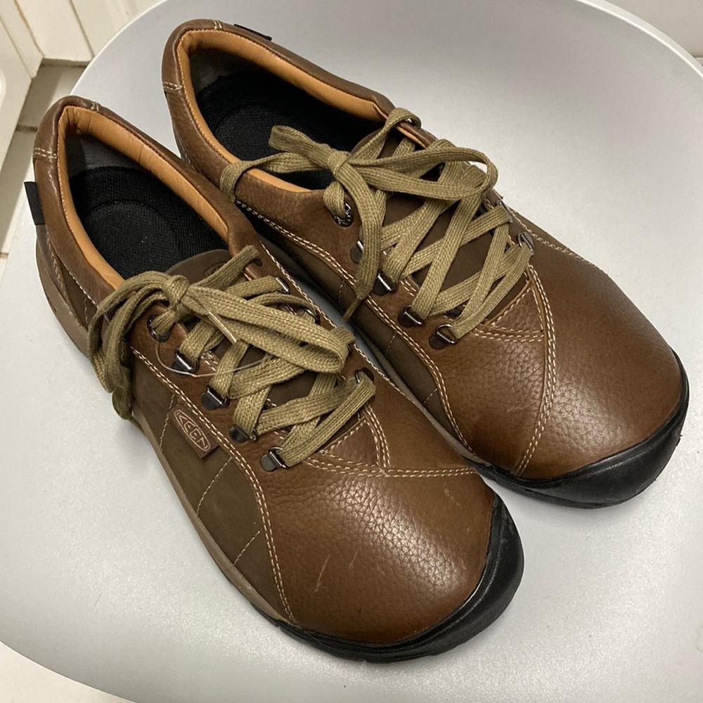 KEEN Women's Presidio Waterproof Shoes NEW